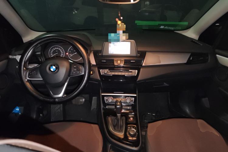 Used BMW 2 Series Active Tourer 2015 218i Leading Model Center Console