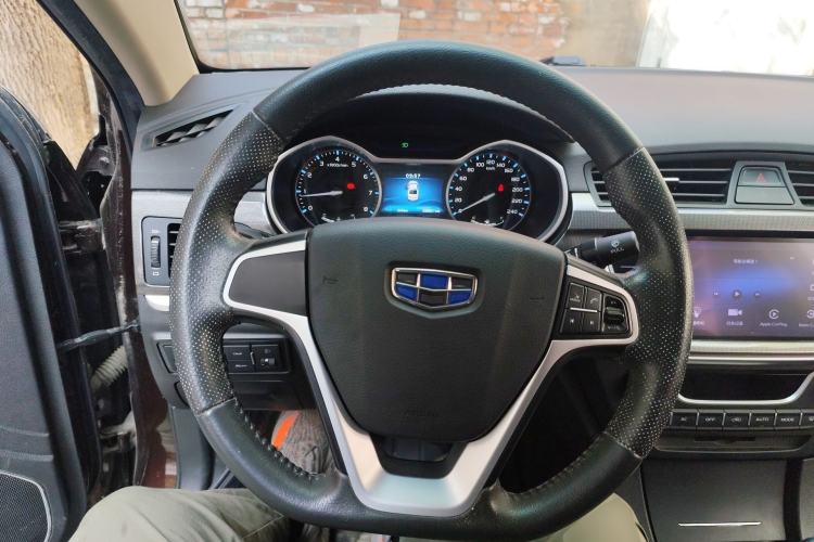 Used Geely Auto Emgrand 2017 Sedan Million Edition 1.5L Manual - Upward Version
