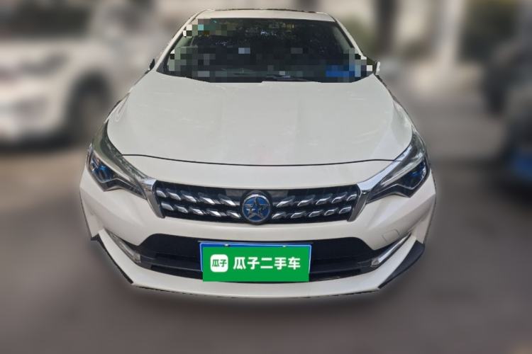 Used Venucia D60 2019 1.6L XL CVT Smart Connect Elite Edition