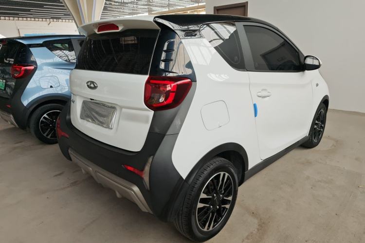 Used Chery QQ Little Ant 2022 Restyled Version Sweet Pink Edition Half-Sugar Version 30.6 kWh 30 kW 301 km