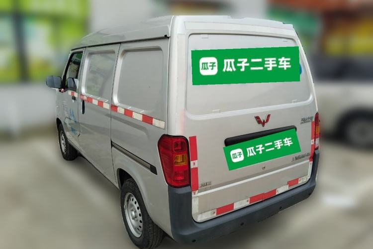 Used Wuling Zhiguang 2020 1.2L Van Utility Model China VI Emission Standard 2 Seats LSI
