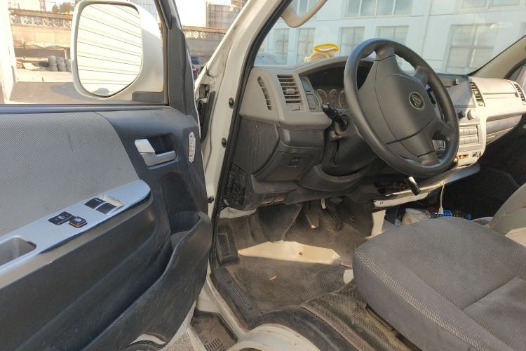 Used Foton Scenic G7 New Energy 2022 Van Long Wheelbase High Roof 2 Seats CATL 50.23 kWh
