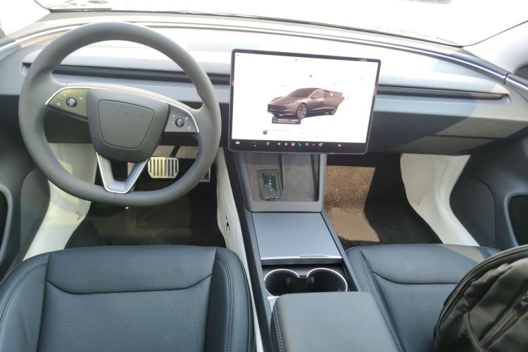 Used Tesla Model 3 2023 Rear-Wheel-Drive Version
