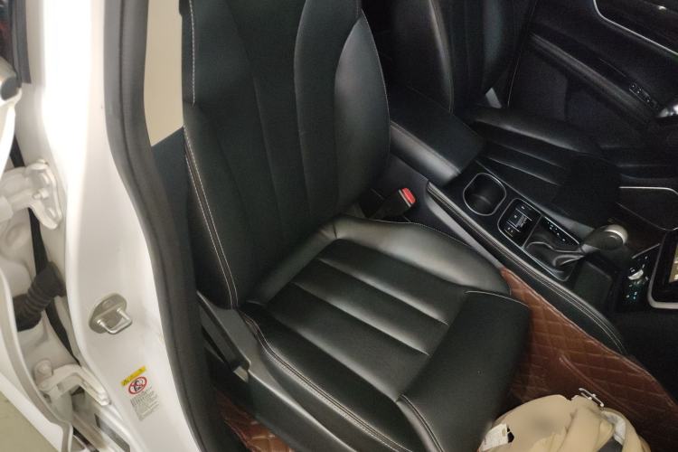 Used BYD Song MAX 2017 1.5T Automatic Smart Connect Luxury 7-Seater
