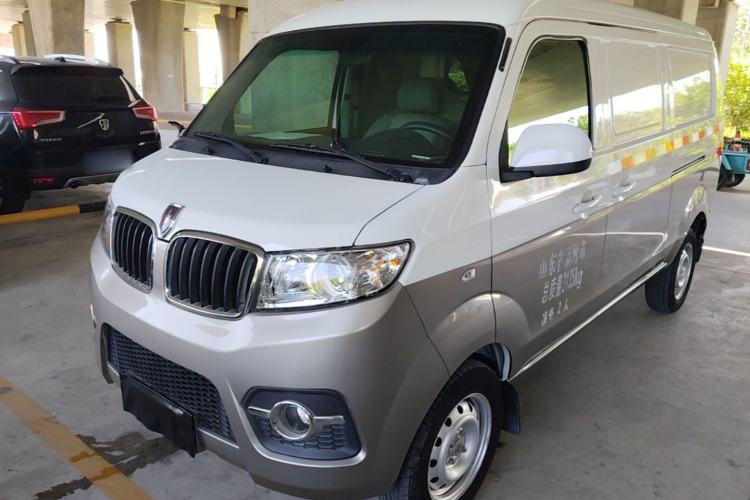 Used Jinbei Hiace X30 2023 1.5L Wealthy Van 2/5-Seater Non-Air-Conditioned Version SWC15M