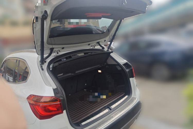Used BMW X1 2016 sDrive18Li Fashion Model Trunk