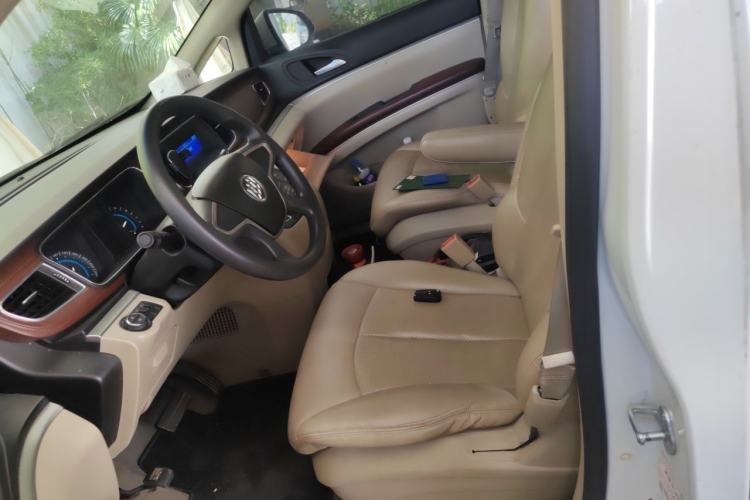 Used Buick GL8 2015 2.4L Luxury Business Premium Edition
