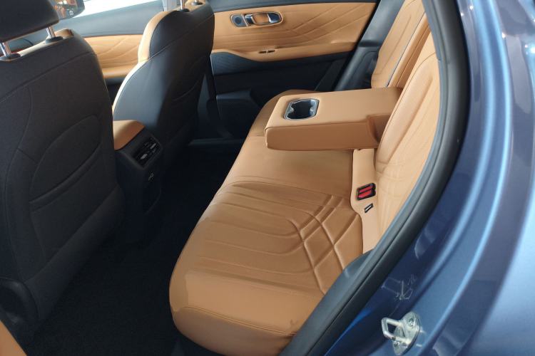 Used Geely Galaxy Xingjian 7 EM-i 2025 120km Flagship Edition Left Rear Seat