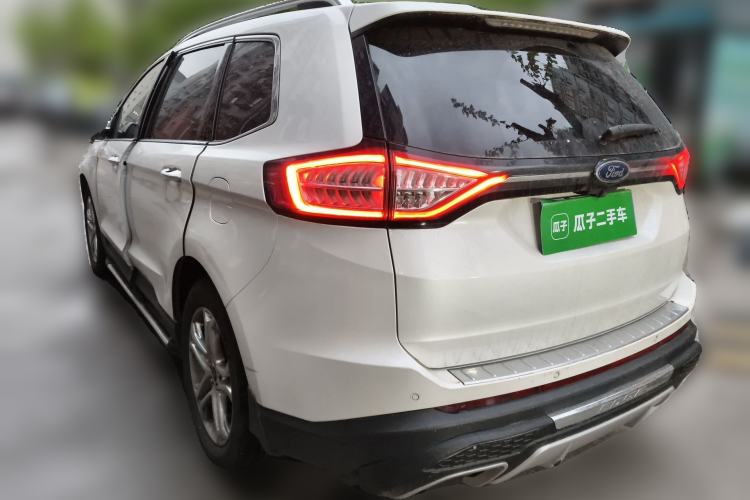 Used Ford Edge 2015 2.0T GTDi Two-Wheel-Drive High-Line Version