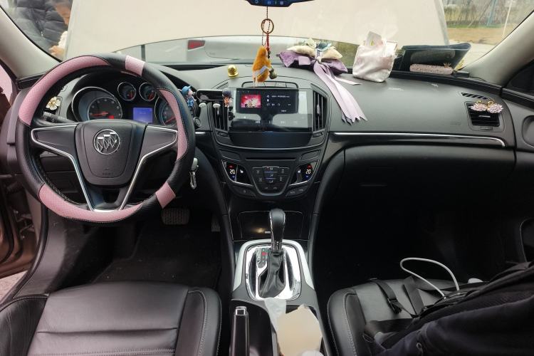 Used Buick Regal 2014 1.6T Fashionable Tech Edition Center Console