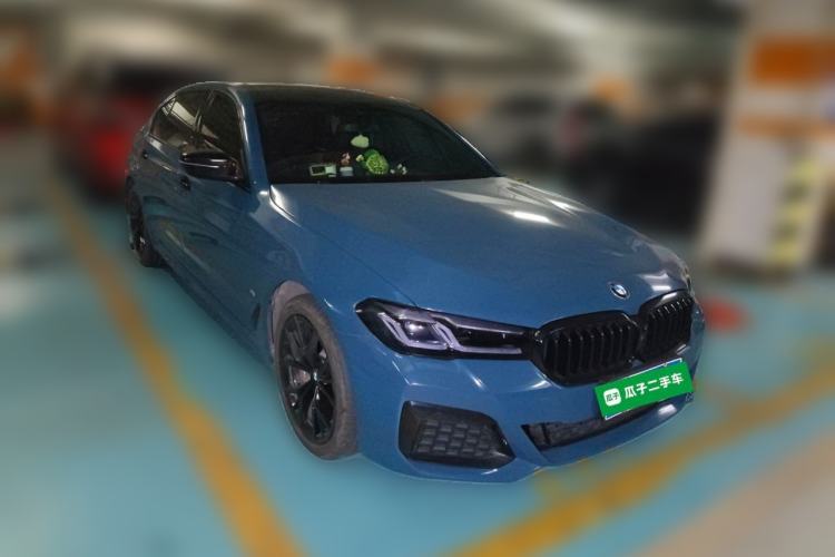 Used BMW 5 Series 2022 Second Facelift 530Li Luxury Version M Sport Package Front Right 45 Deg