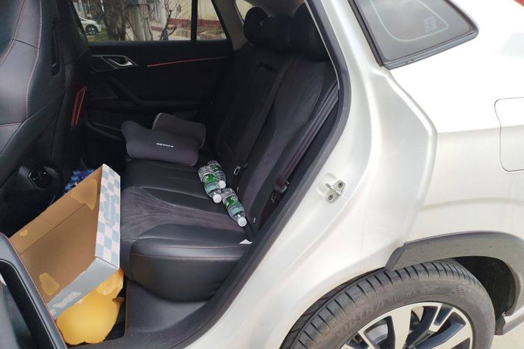 Used Roewe D5X DMH 2024 135 Tech Edition
