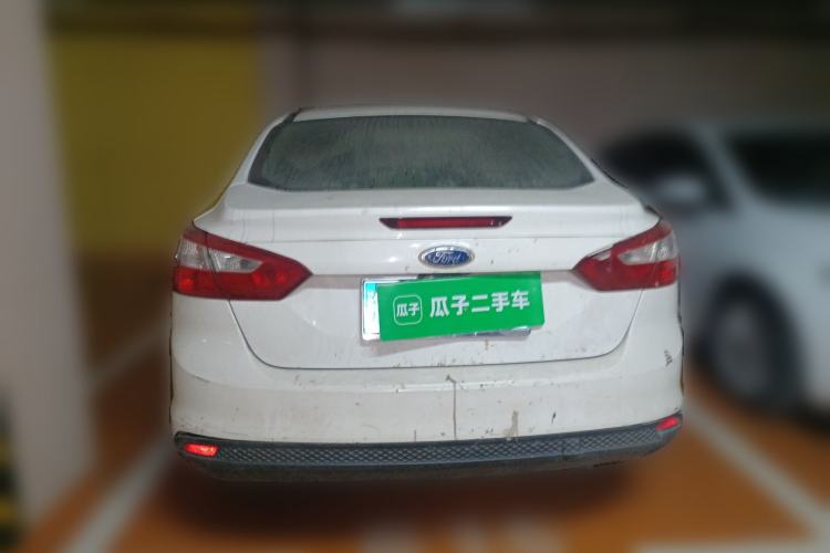 Used Ford Focus 2012 Sedan 1.6L Manual Comfort Model
