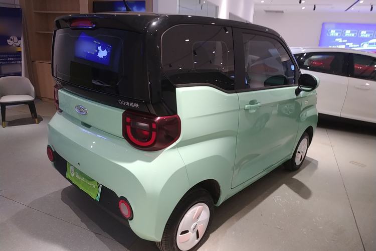 Used Chery QQ Ice Cream 2022 120km Conical Shape Lithium Iron Phosphate
