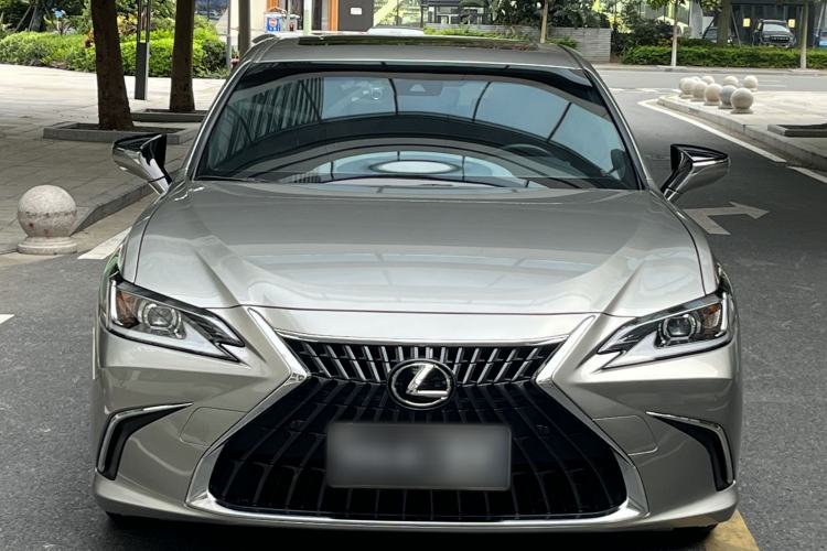 Used Lexus ES 2023 260 Excellence Edition Exterior 4