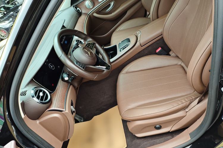 Used Mercedes-Benz E-Class 2023 Updated E 300 L Luxury Edition
