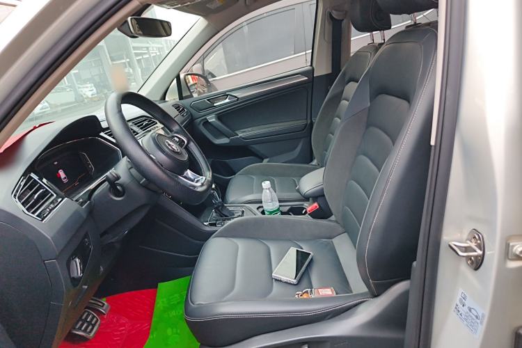 Used Volkswagen Tiguan L 2021 330TSI Automatic Two-Wheel Drive R-Line Enhanced Edition
