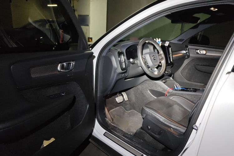 Used Volvo XC40 2020 T4 Four-Wheel Drive Smart & Sporty Edition
