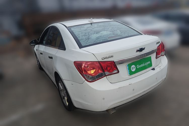 Used Chevrolet Cruze 2011 1.6L SE MT Transformers Edition