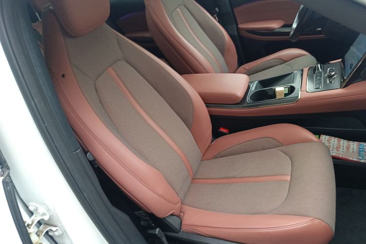 Used Nio EC6 2022 75 kWh Signature Edition Right Front Seat