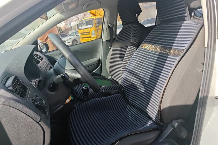 Used Volkswagen Polo 2016 1.4L Manual Fashion Model