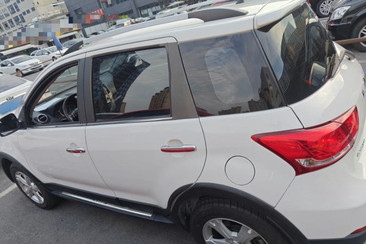 Used Haval H1 2017 Red-Label 1.5L AMT Comfort Model