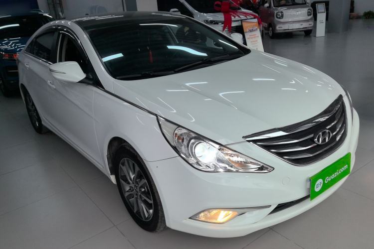 Used Hyundai Sonata 2015 Classic 2.0L Automatic Leading Edition