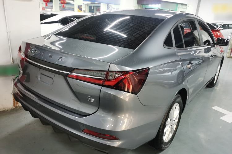 Used Roewe i5 2023 1.5L Manual Comfort Edition
