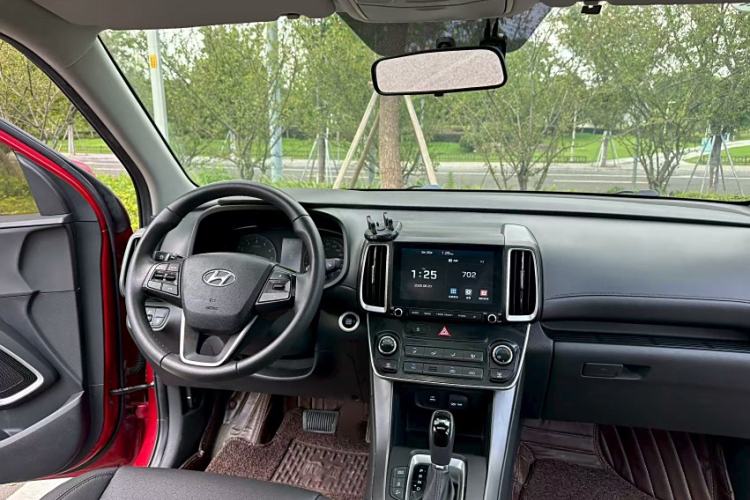 Used Hyundai ix35 2019 2.0L Automatic 2WD Zhiyong·Changxiang Edition China V Standard
