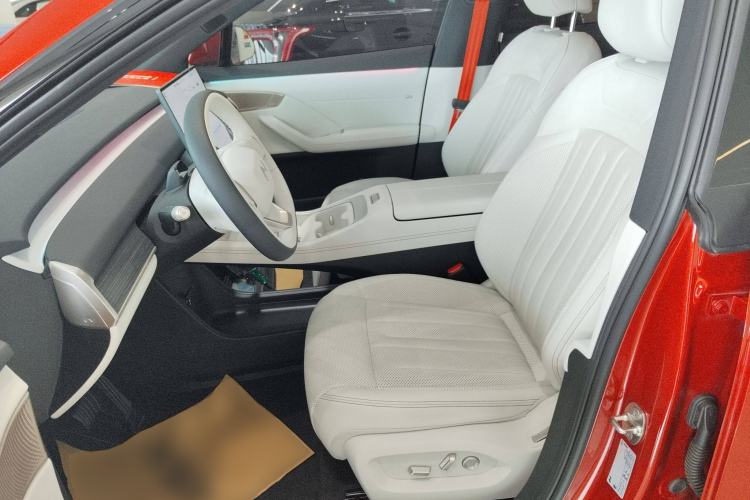 Used ONVO L60 2024 60 kWh All-Wheel Drive