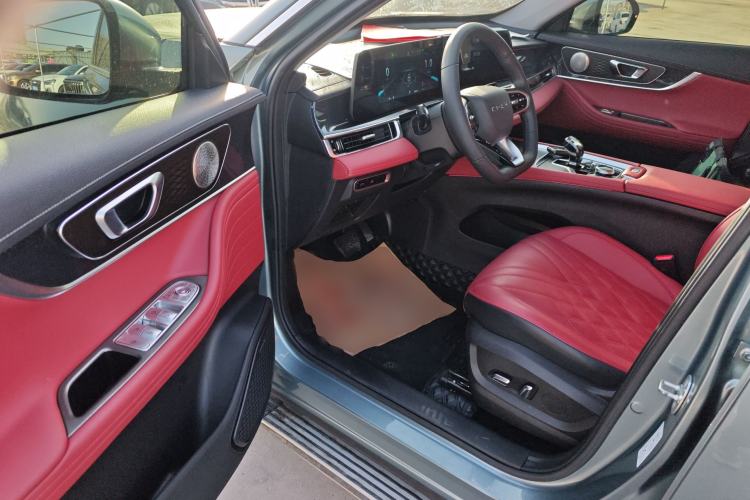 Used Chery Tiggo 7 PLUS 2023 1.6 TGDI DCT Prestige Edition