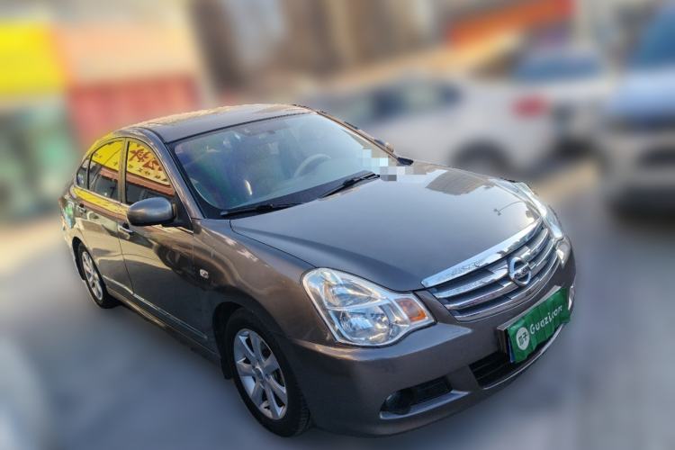 Used Nissan Sylphy 2009 1.6XL Automatic Luxury Sunroof Edition Front Right 45 Deg
