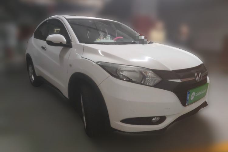 Used Honda Vezel 2015 1.5L CVT two-wheel drive Comfort trim Front Right 45 Deg