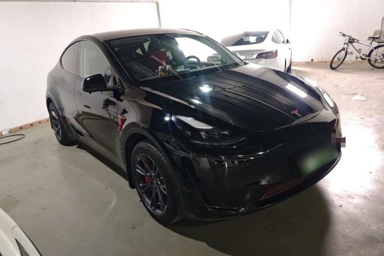 Used Tesla Model Y 2023 Rear-Wheel-Drive Version