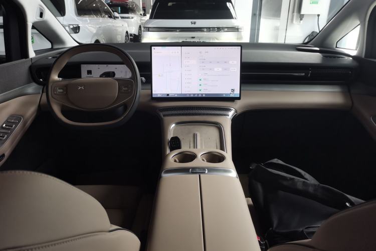 Used XPeng X9 2025 740 Ultra-Long Range Max