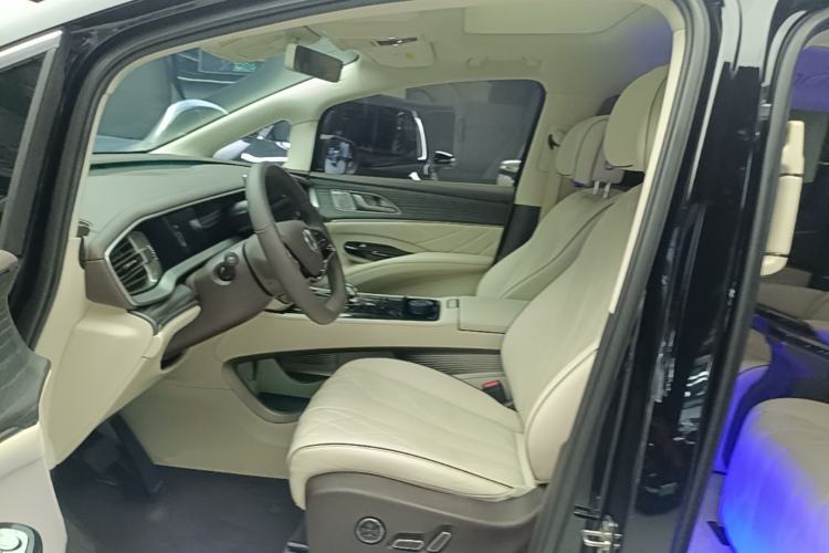 Used Denza D9 2024 DM-i 980 Four-Wheel Drive Prestige Model