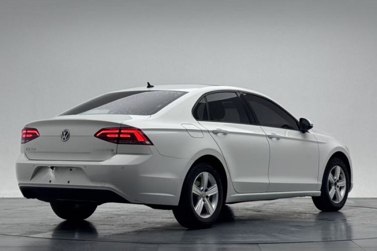 Used Volkswagen Lamando 2015 230TSI DSG Fashion Edition Exterior 5