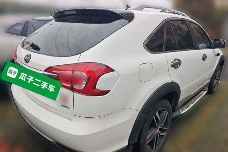 Used BYD Tang New Energy 2015 2.0T Four-Wheel-Drive Flagship Model
