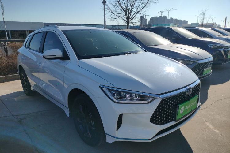 Used BYD e2 2021 Luxury Model Front Right 45 Deg