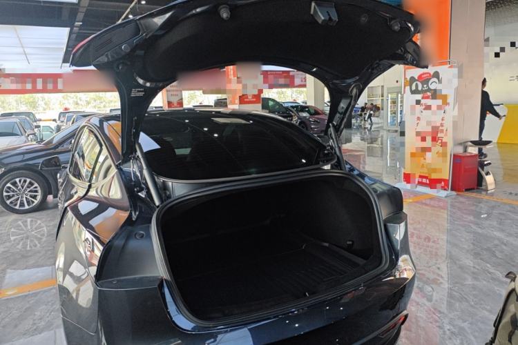 Used Tesla Model 3 2023 Rear-Wheel-Drive Version Trunk