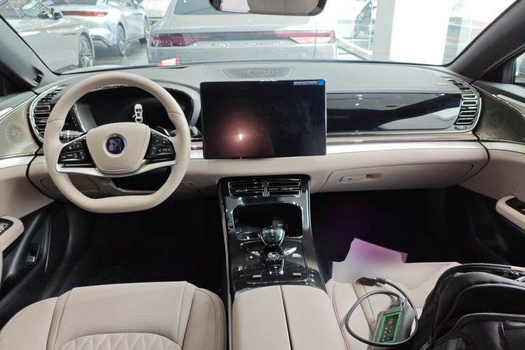 Used BYD Han 2025 EV Intelligent Driving Edition 701KM LiDAR Deluxe Model