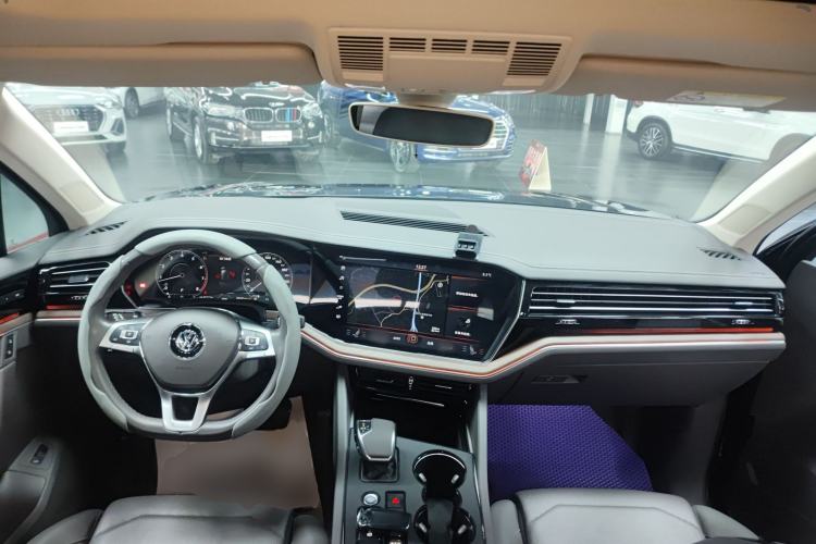 Used Volkswagen Touareg 2020 3.0 TSI Luxury Edition China VI