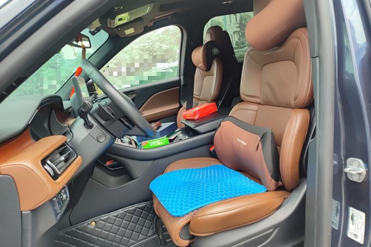 Used Lincoln Aviator 2020 3.0T V6 All-Wheel Drive Executive Version Left Front Seat