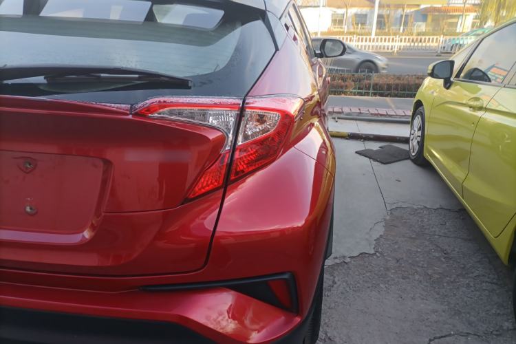 Used Toyota C-HR 2020 2.0L Leading Edition