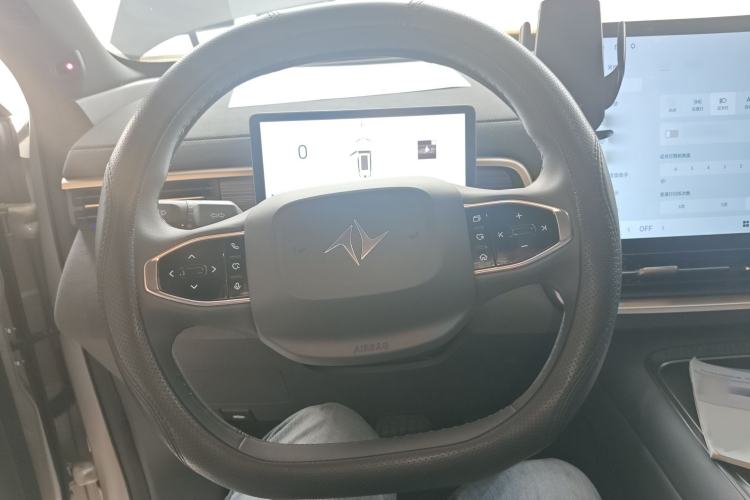 Used Dongfeng eπ eπ008 2024 210Max Range-Extended Version 6 Seats