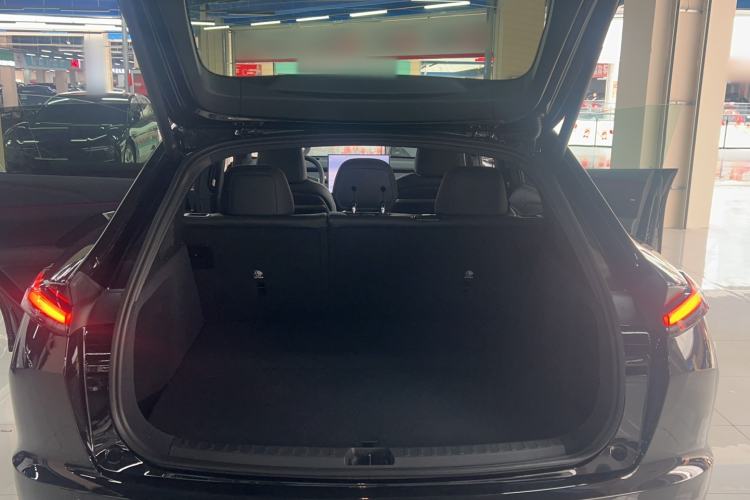 Used ONVO L60 2025 Model—60 kWh Rear-Wheel-Drive Version