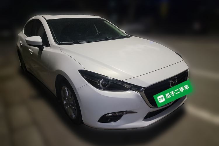 Used Mazda 3 Axela 2019 Cloud-Controlled Sedan 1.5L Automatic Luxury Model China VI Standard Front Right 45 Deg