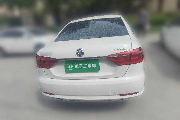 Used Volkswagen Lavida 2013 1.6L Manual Fashion Edition
