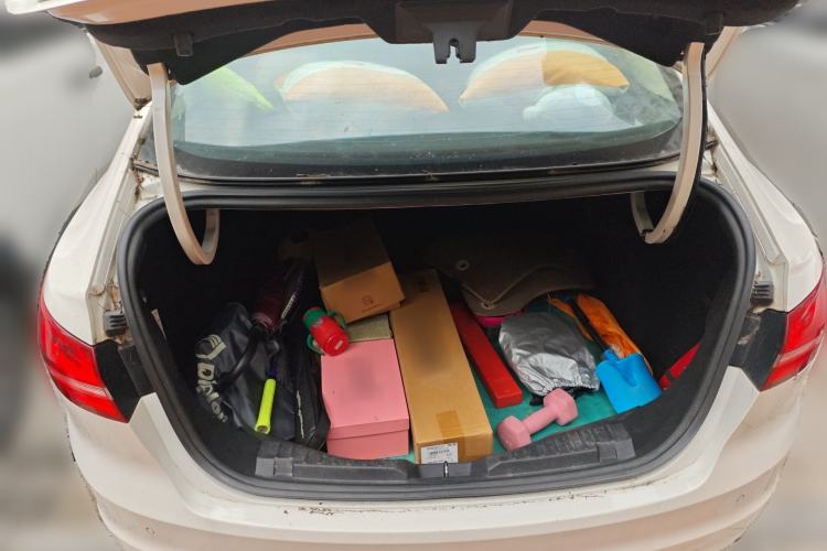 Used Ford Escort 2015 1.5L Automatic Fashion Model Trunk