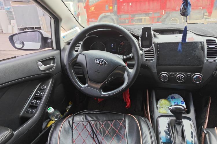 Used Kia K3 2016 1.6L Automatic GL Steering Wheel